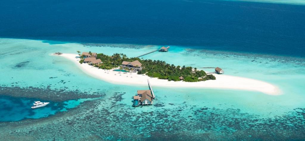 Four Seasons Maldives Private Island at Voavah