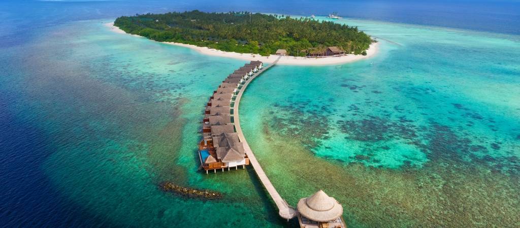 Furaveri Island Resort & Spa