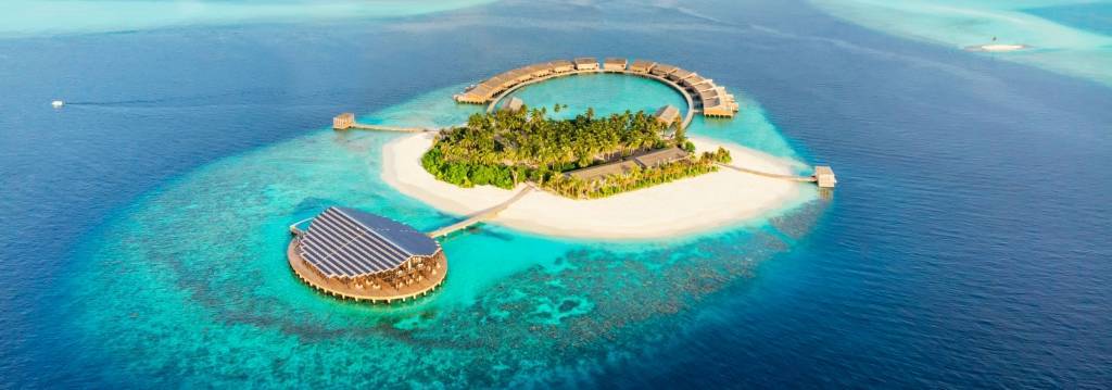 Kudadoo Maldives Private Island by Hurawalhi