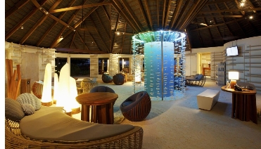 Giraavaru Lobby Bar