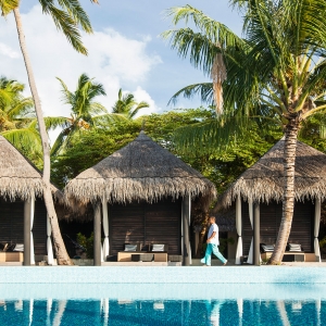 Poolside Dining