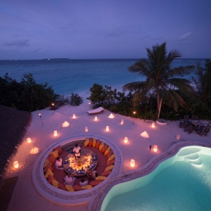 In-Villa Dining